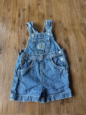 3/20$ Toddler Blue Denim Shortalls with Heart size 2T